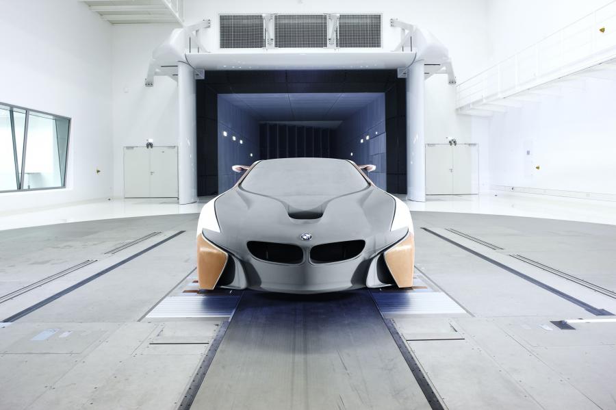  BMW Vision EfficientDynamics Concept 2009 года  (фото 2 из 206)
